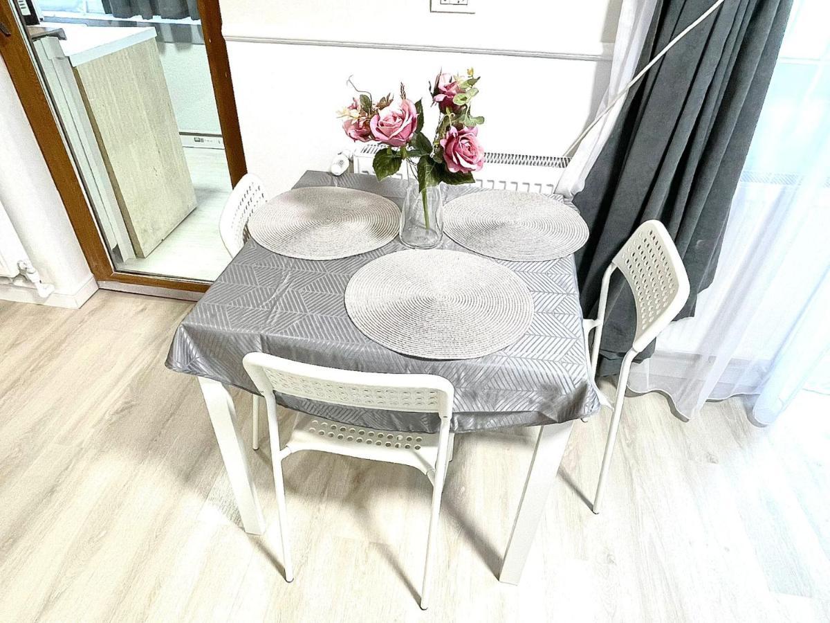 Baneasa Luxury Apartaments Bucharest Luaran gambar